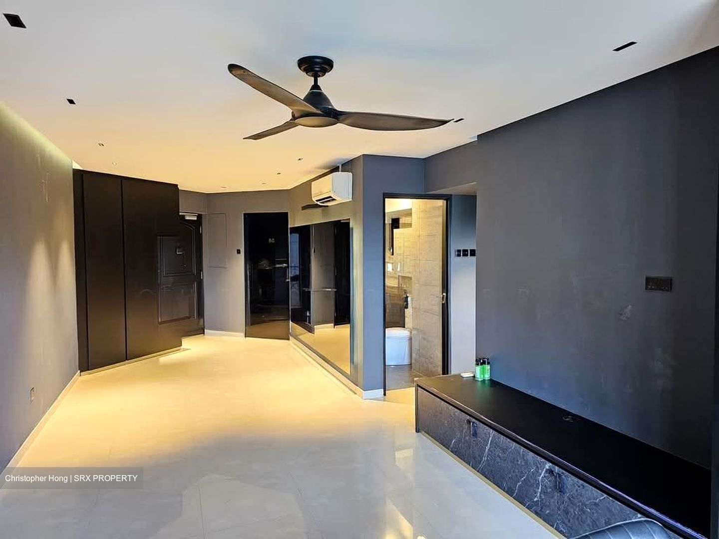 Melville Park (D18), Condominium #585175001